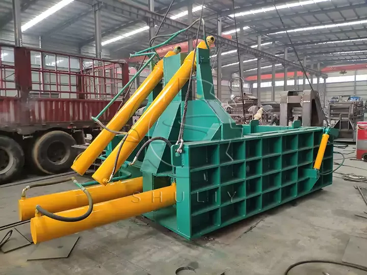 scrap metal baling machine
