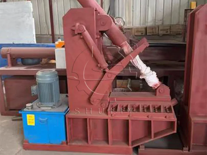 scrap tire cutting machine
