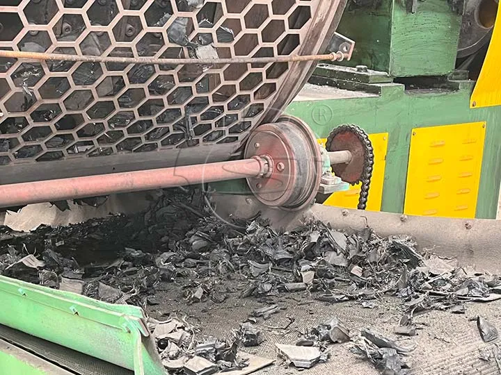 Shredded tyre blocks