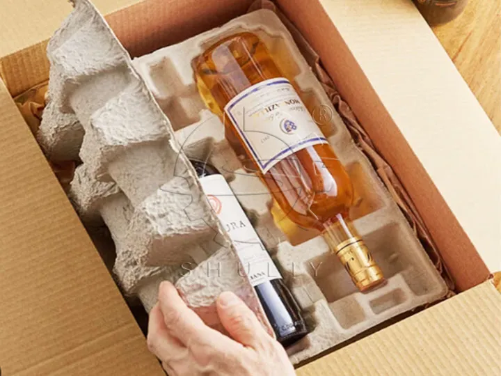 Paper wine bottle holder